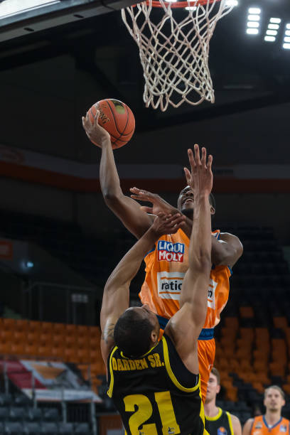 战术的刚硬 战术的刚硬