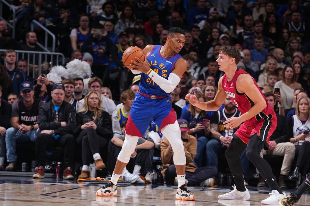 均有上佳表 均有上佳表