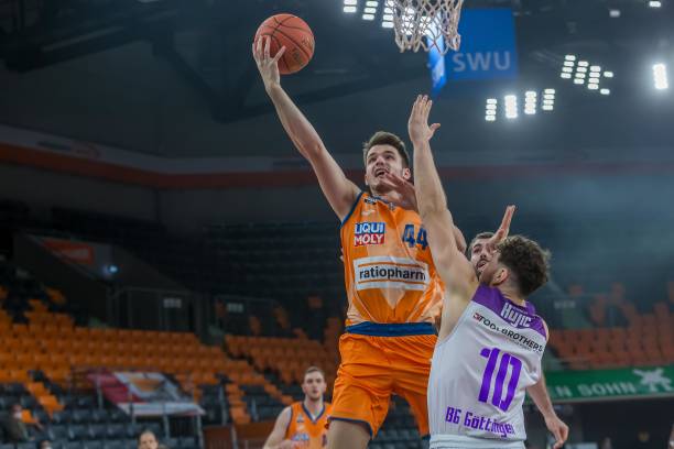 在本赛季中 在本赛季中