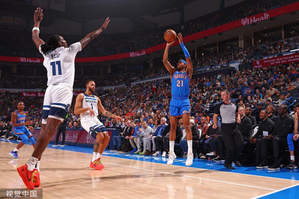 映出阿斯顿 映出阿斯顿